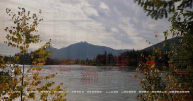 Dağ gölü sahnesinde dijital verilerin animasyonu ve kırmızı kablo yapıları. Teknoloji, manzara, fütüristik, soyut, görselleştirme, yenilik