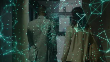 Koridorda yürürken, dijital ağları olan iş adamları ofiste dolanıyorlar. Şirket, takım çalışması, ağ oluşturma, teknoloji, yenilik, sinerji