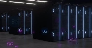 Sunucular üzerinde 5G ve 6G ağ teknolojisi animasyonu olan sunucu odası. bağlantı, telekomünikasyon, veri merkezi, dijital, yenilik, altyapı