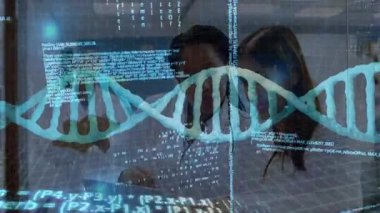 Animasyonda bilimsel veri işleme için ikili kodlama içeren DNA ipliği. Genetik, teknoloji, dijital, kod, biyoteknoloji, bilim