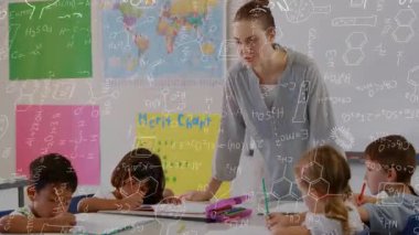 Öğretmen sınıf animasyonları yerine matematik ve fen kavramlarında çocuklara yardım ediyor. Eðitim, öðretim, öðretim, öðretim, öðretim, BEM, akademik