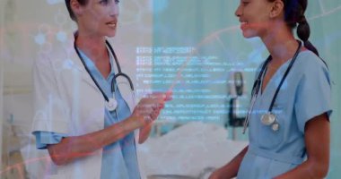 Sağlık hizmetlerinden, DNA dizilimi olan profesyonellerden ve arka planda veri animasyonundan bahsediyorum. Bilim, biyoteknoloji, yenilik, tıbbi, laboratuvar, teknoloji