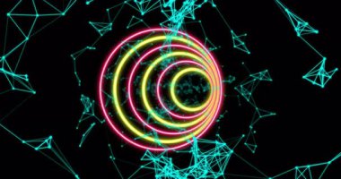 Neon daireler ve geometrik desenler dinamik dijital ağ animasyonu oluşturuyor. Soyut, teknoloji, geleceksel, bağlantı