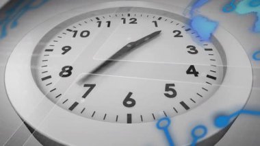 Analog saat 4: 00 'te dijital veri ve grafik animasyonunu gösteriyor. Zaman, soyut, geleceksel, finans