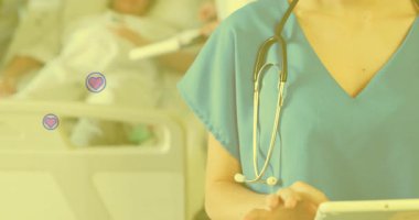 Steteskoplu gülümseyen hemşire, hastane animasyonunda yüzen kalp ikonları. Sağlık, sağlık, gülümseme, canlandırma, bakım, dostça