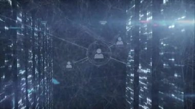 Geceleri şehir manzarası üzerinde dijital ağ bağlantılarının ve kullanıcı simgelerinin animasyonu. Bağlantı, teknoloji, siber uzay, iletişim, ufuk çizgisi, internet