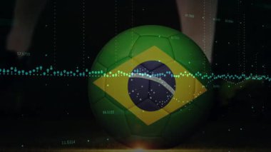 Brezilya bayraklı futbol topu. Veri canlandırma animasyonu koyu arkaplanda. spor, dijital, teknoloji, analitik, dünya, istatistik
