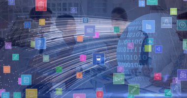 İkili kodlama üzerine dijital simgelerden oluşan bir ağ, iş adamlarının toplantı yapmasına karşı. küresel ağ ve iş teknolojisi kavramı