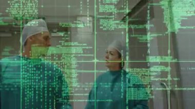 Ofiste, iki kişinin oynadığı yeşil dijital kod animasyonu. Teknoloji, ikili değer, veri, sanal, etkileşim, işbirliği