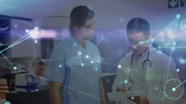 Dijital ağ örtülü hasta verilerini tartışmak, sağlık uzmanlarının işbirliği yapması. işbirliği, teknoloji, takım çalışması, yenilik, danışma, analiz