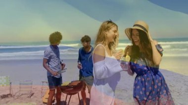 Güneşli plaj günlerinde, arkadaşlar içki içip, animasyon eğlenceleriyle barbekü yapıyorlar. Tatil, tatil, kumlu, ızgara, arkadaşlık, içecekler.