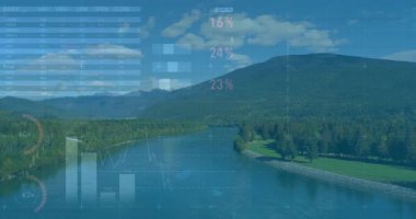 Dağlar ve ağaçlarla dolu huzurlu nehir manzarası üzerinde veri canlandırması. Doğa, sükunet, sükunet, çevre, vahşi doğa.