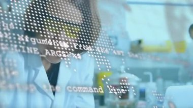 Laboratuvar önlüklü bilim adamı veri işleme animasyon örtüsüyle çalışıyor. Teknoloji, yenilik, araştırma, analiz, laboratuvar, deney