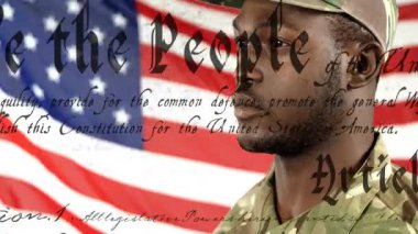 ABD Anayasası 'na göre ordu mensupları kamuflaj üniforması giyiyordu. Vatanseverlik, gazi, ABD, asker, silahlı kuvvetler, ulusal