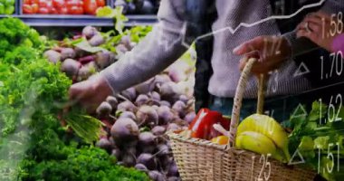 Taze sebzelerle piyasa sahnesi, finansal verilerin animasyonu ve hisse senedi grafiği. Finans, ticaret, yatırım, tarım, ekonomi, borsa