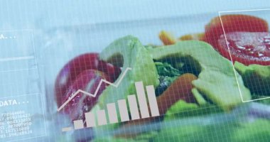 Avokado ve domatesli taze salata üzerine ikili kod ve grafik animasyonu. Teknoloji, dijital, fütürist, sağlıklı, beslenme, diyet