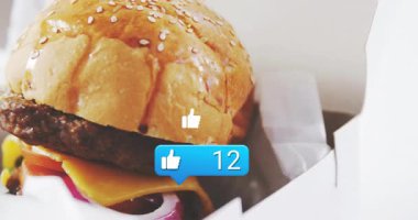 Çizburger ve animasyon sosyal medya restoran ortamında örtüşmeyi sever. Fast food, dijital pazarlama, katılım, yemek, etkileşimli, multimedya