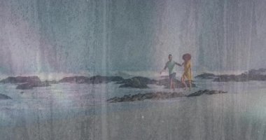 Kayalık sahilde yürüyoruz, çift klasik desenli kaplamayla animasyondan zevk alıyor. Deniz kenarı, kıyı şeridi, bağbozumu, romantizm, nostalji, tatil