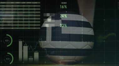 Robotik yüzünde dünya haritası olan gelecekteki veri görsellemesinin animasyonu. teknoloji, yenilik, robotik, yapay zeka, veri analizi, dijital