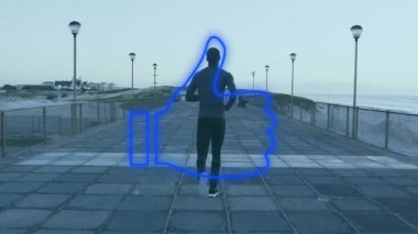 Tahta kaldırımda koşan, elinde parlak mavi başparmaklı bir animasyon olan biri. egzersiz, fitness, onay, dijital, egzersiz