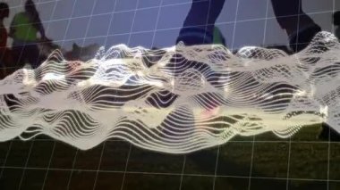 Çimlerin üzerinde duran futbolcunun soyut dalga animasyonu. Futbol, atlet, spor, hareket, dijital, dinamik