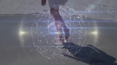 Sahilde yürümek, dijital ağ bağlantıları olan kişi animasyon örtüsü. Teknoloji, sanal, fütüristik, ağ oluşturma, yenilik, bağlantı