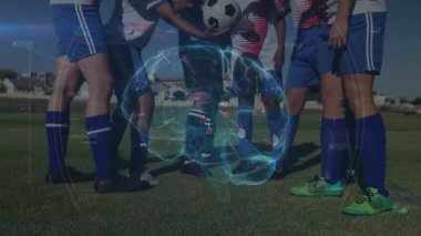 Futbol oyuncuları dijital veri işleme animasyon örtüsüyle bir araya toplandılar. Takım çalışması, strateji, spor, teknoloji, analiz, takım çalışması