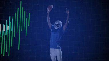 Finansal grafik animasyonu olan mavi üniformalı bir futbolcu. Spor, finans, teknoloji, atlet, yatırım, istatistik