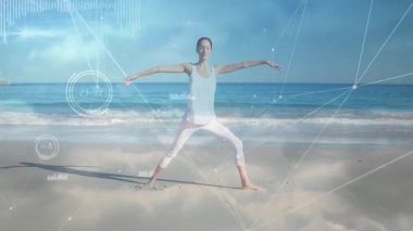 Dijital ağ animasyonu ile plajda yoga yapan bir kadın. Sağlık, rahatlama, meditasyon, bağlantı, denge, sükunet