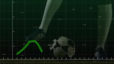 Top ve oyuncunun bacağının ızgarada olduğu yukarı doğru giden yeşil trend çizgisi animasyonu. Büyüme, başarı, spor, ilerleme, artış, dinamik