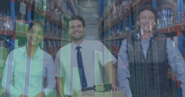 Depoda çalışan kadın ve erkeklerin istatistik ve mali veri işleme görüntüleri. küresel gönderim ve bağlantılar konsepti dijital olarak oluşturulmuş görüntü.