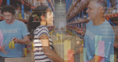 Depoda çalışanların veri işleme görüntüsü. küresel sevkiyat, dağıtım ve bağlantılar konsepti dijital olarak oluşturuldu.