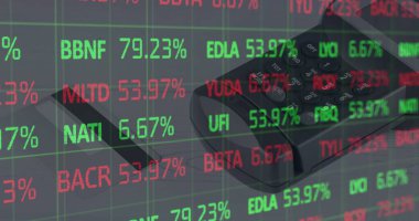 Ödeme terminali üzerinden finansal veri işleme resmi. küresel alışveriş, bağlantılar, iş dünyası, dijital arayüz, teknoloji ve ağ konsepti dijital olarak oluşturulmuş görüntü.