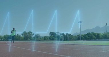 Açık havada parlayan kalp atışı animasyonuyla koşan bir koşucu. Sporcu, spor, koşu, teknoloji, dijital, sağlık