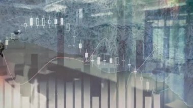 Okyanus dalgalarını ve soyut dokuları kaplayan finansal veri grafiklerinin animasyonu. Finans, yatırım, büyüme, analitik, modern, dijital
