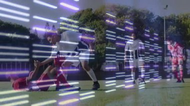 Sahadaki futbolcular dinamik ışıkla çizgi halinde animasyon oluştururlar. Sporcular, yarışma, takım, aksiyon, spor, oyun