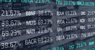 Dükkan içi mali veri işleme görüntüsü. küresel alışveriş, iş, dijital arayüz, teknoloji ve ağ konsepti dijital olarak oluşturulmuş görüntü.