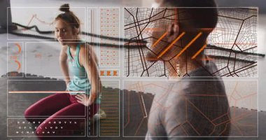 Egzersiz, dijital form verileri ve ekranda ağ animasyonu olan bir kadın. teknoloji, egzersiz, akıllı spor salonu, sağlık, aktif, giyilebilir