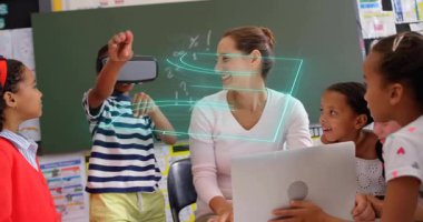 Çocuklar ve öğretmenler sınıfta sanal gerçeklik animasyonuyla etkileşim halindeler. teknoloji, eğitim, öğrenme, etkileşimli, gelecek, yenilik