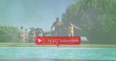 Mayolu insanların bilardo masasında abonelerin yazılı metinleriyle canlandırılması. Tatil, yaz tatili, boş zaman, yüzme, tropikal, ferahlatıcı