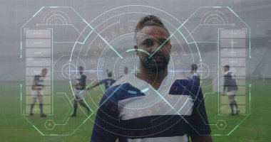 Rugby oyuncuları üzerinde dönen güvenli kilide sahip dijital arayüz görüntüsü. dijital veri güvenliği teknolojisi ve spor konsepti dijital olarak oluşturulmuş görüntü