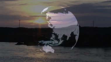 Gün batımında huzurlu nehir manzarasının üzerinde dijital dünya animasyonu beliriyor. Teknoloji, küresel, yenilik, çevre