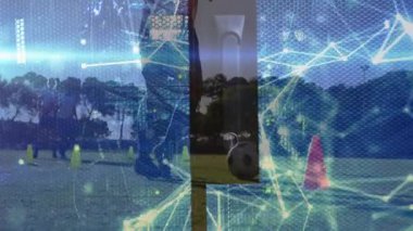 Açık hava sporları sahnesinde bağlantılar ve veri işleme animasyonu ağı. Teknoloji, bağlantı, dijital, iletişim, yenilik, fütüristik