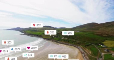 Okyanus dalgalarıyla kıyı manzarasını kaplayan sosyal medya bildirimlerinin animasyonu. mobil, dijital, bağlantı, iletişim, ağ, etkileşim