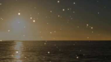 Okyanusun üzerinde gün batımı, parlak ışık animasyonu gökyüzünde parıldıyor, huzurlu bir manzara yaratıyor. Deniz manzarası, sükunet, alacakaranlık, sahil, huzur, alacakaranlık