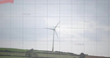 Kırsal kesimde, manzara üzerinde veri grafik animasyonu olan rüzgar türbini. Yenilenebilir enerji, sürdürülebilirlik, çevre, teknoloji, gelecek