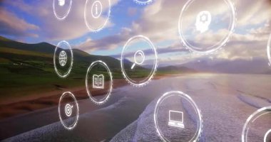 Manzaralı kıyı manzarasını dağlar ve okyanuslarla kaplayan dijital simgelerin animasyonu. Doğa, teknoloji, yenilik, sanal, geleceksel, arayüz