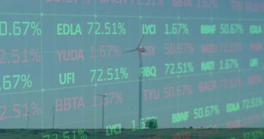 Yeşil arazideki rüzgar türbinleri üzerinde borsa veri animasyonu. Yenilenebilir enerji, sürdürülebilirlik, finans, teknoloji, yatırım