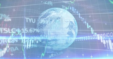 Karanlık arka planda hareket eden dönen dünya, veri ve bilgilerle parlayan arayüz görüntüsü. iletişim teknolojisi dijital arayüz kavramı, dijital olarak oluşturulmuş görüntü.