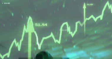 Veriler analiz ediliyor, yeşil borsa grafiği olan doktorlar animasyonda üst üste biniyor. Finans, sağlık, analiz, teknoloji, yatırım, ekonomi